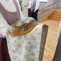 Laiks baltu galdautu klāt , 2024